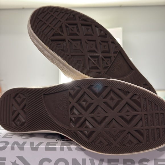 Converse x PLAY Comme Des Garçons Chuck 70 
Heart converse - Picture 2 of 5